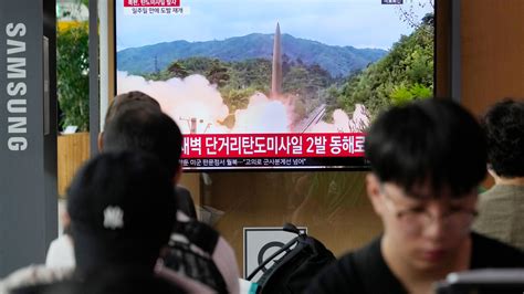 North Korea Fires 2 Short Range Missiles Into The Sea As Us Docks