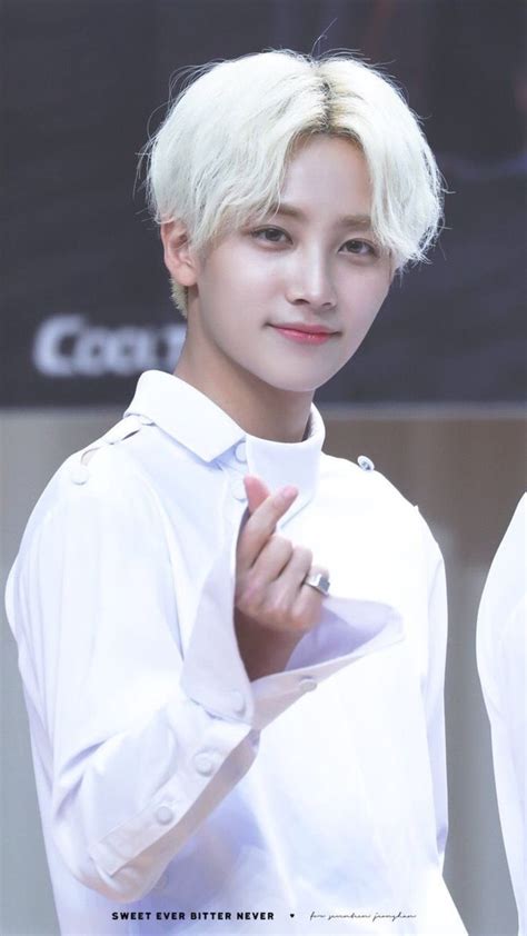 47 best Yoon Jeong Han images on Pinterest | Jeonghan seventeen, Crop ...