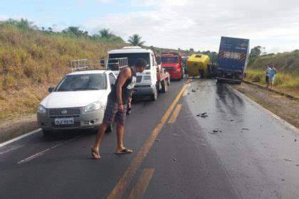 Tragédian a BR 101 mulher morre e homem fica ferido após batida entre