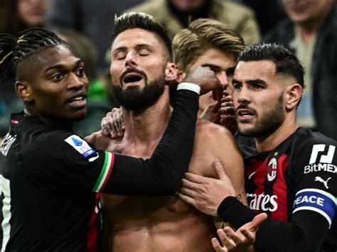 Video Ac Milan Spezia Olivier Giroud Le A Adus Diavolilor