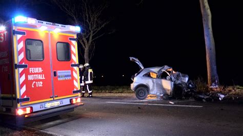 Frau Bei Unfall Schwer Verletzt