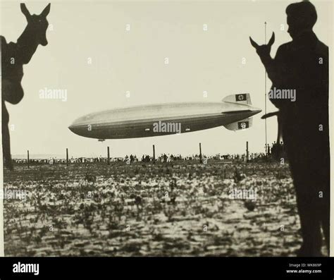 Hindenburg Blimp Hi Res Stock Photography And Images Alamy