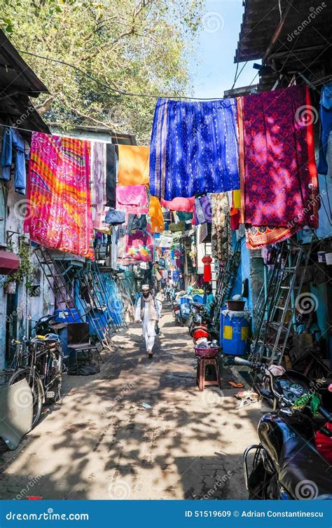 Mumbai slum editorial stock image. Image of urban, people - 51519609