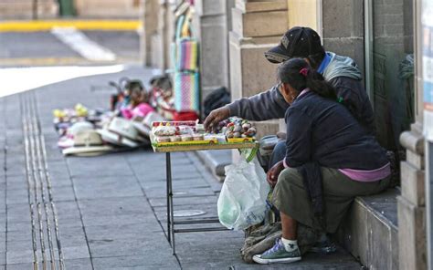 Pobreza laboral en la Ciudad de México Centro de Estudios Espinosa