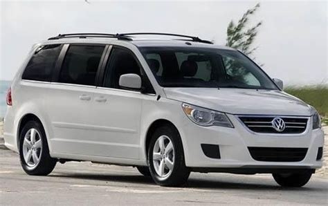 Used 2009 Volkswagen Routan Minivan Pricing - For Sale | Edmunds