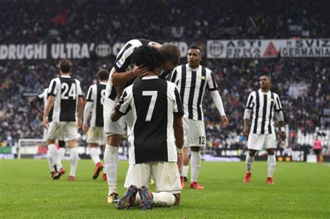 Risultati Serie A Juventus In Rimonta Pari Napoli Show Roma