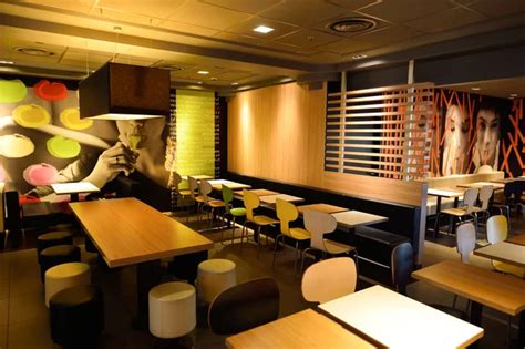 McDonald's restaurant interior – Stock Editorial Photo © teamtime ...