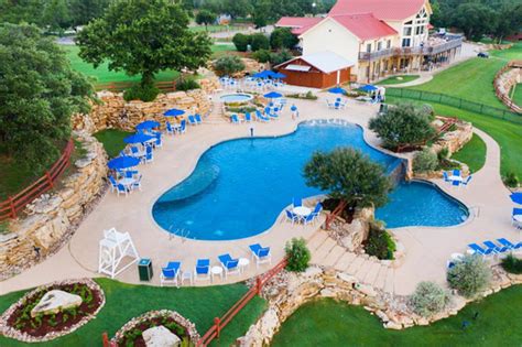 The Hideout Golf Club & Resort: Pool & Spa Day Pass Brownwood | ResortPass