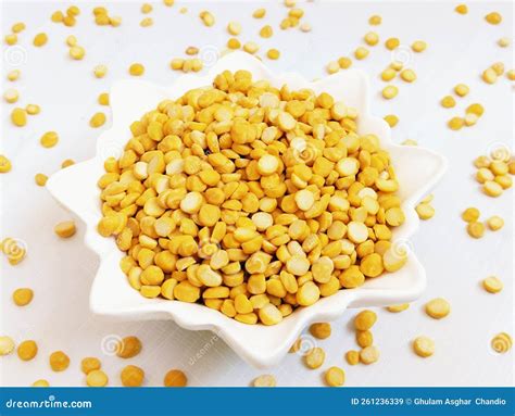 Split Chickpeas Legume Dal Chana Bengal Gram Lentils Pulse Yellow Dahl