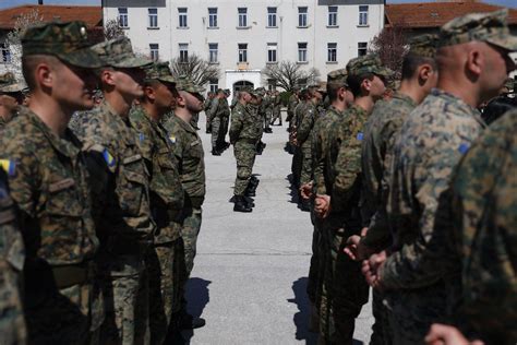 Raspisan Konkurs Za Vojnika U Oru Anim Snagama Bih