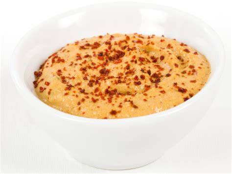 Roasted Red Pepper Hummus Nutrition Facts - Eat This Much