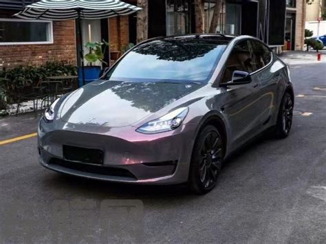 特斯拉Model Y 星空灰魅影改色膜 效果图 车膜网