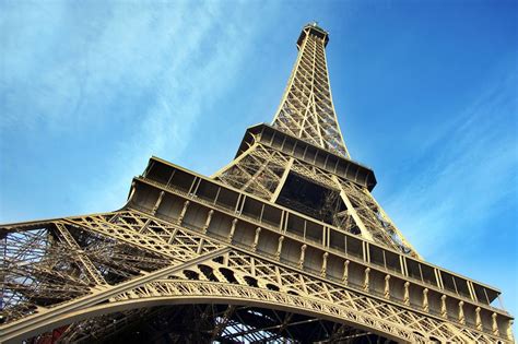 Architecture knowledge: Eiffel Tower