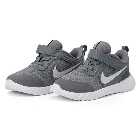 Buty Nike Revolution 5 dziecięce lekkie wygodne 14121277838 Allegro pl