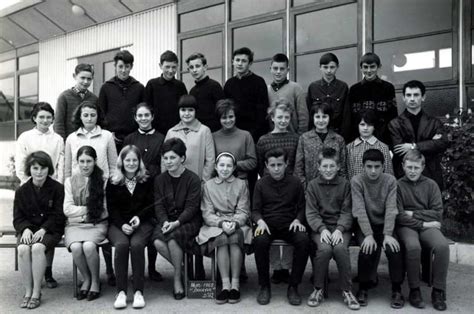 Photo De Classe Troisi Me De Bellevue Copains D Avant