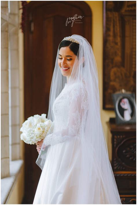 San Antonio Bridal Photos - Amanda - Jonathan Ivy Weddings