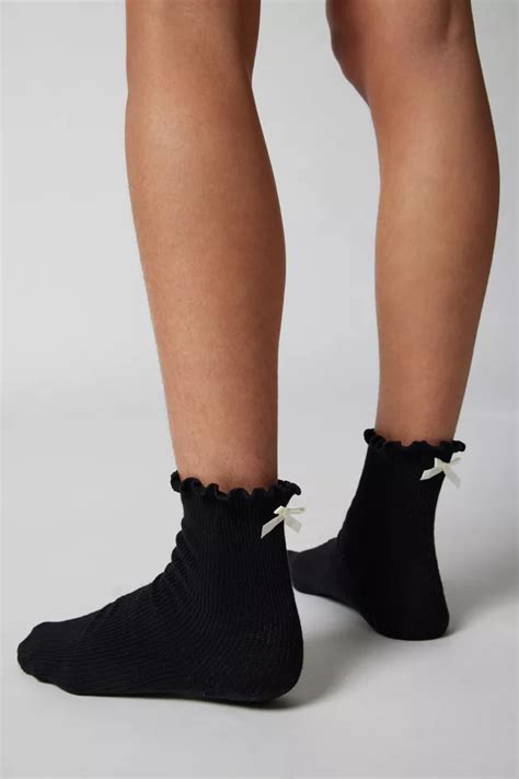 Ribbed Ruffle Crew Sock Urban Outfitters