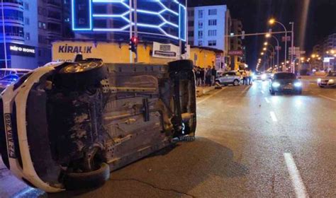 Batmanda Feci Kaza Kontrolden Kan Ara Takla Att Yolcu Kopan