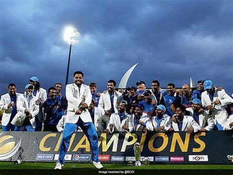 ICC Revisits India's 2013 Champions Trophy Triumph, Stuart Broad Reacts ...