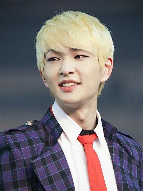 Shinee Onew Lee Jinki Kid Names Role Models No Love Of My Life