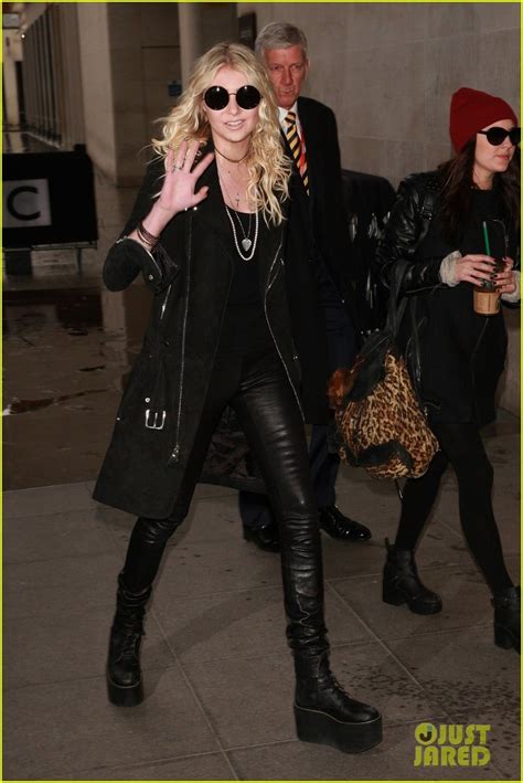 Taylor Momsen Goes Nude For Going To Hell Album Artwork Photo