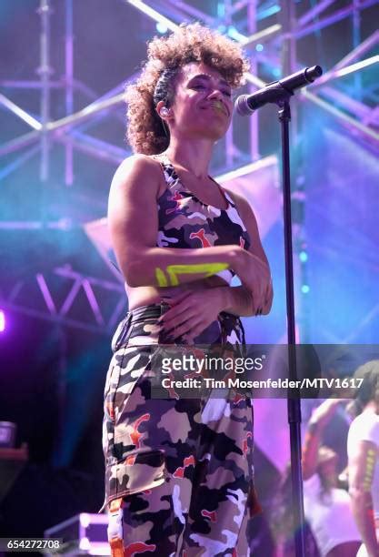 71 Starley Singer Photos And High Res Pictures Getty Images