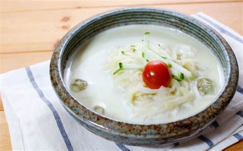 How To Make Delicious Korean Cold Soy Milk Soup Noodles Kongguksu