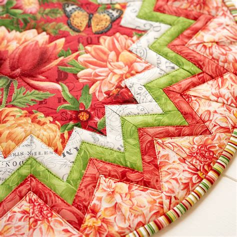 Point Of View Folded Star Table Topper Pattern PlumEasy Patterns