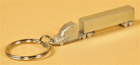 Truckers Keychains For Truck Drivers Collectibles Keychain Truck