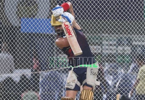 XtraTime On Twitter King Kohli In Mood While Batting In The Nets At