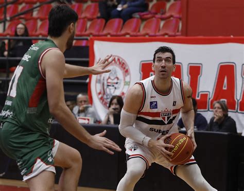 No Morumbis Basquete Tricolor Supera O Uni O Corinthians Pelo Nbb