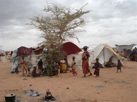 Kenyan Court Blocks Closure Of Worlds Largest Refugee Camp Cgtn Africa