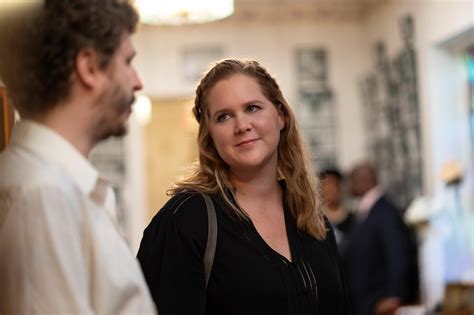 Amy Schumer Admits Secret Struggle With Hair Pulling Disorder