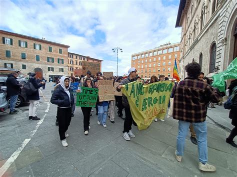 Anche A Siena Una Nuova Mobilitazione Per Il Clima RadioSienaTv