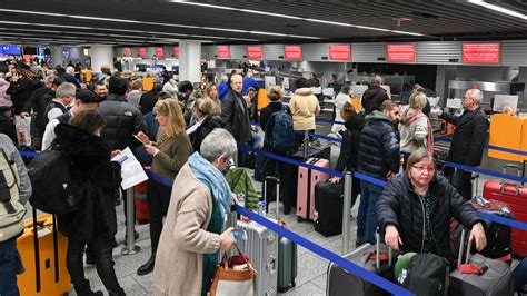 Streik Auf Deutschen Flugh Fen Fl Ge Von Und Nach Sterreich Fallen Aus