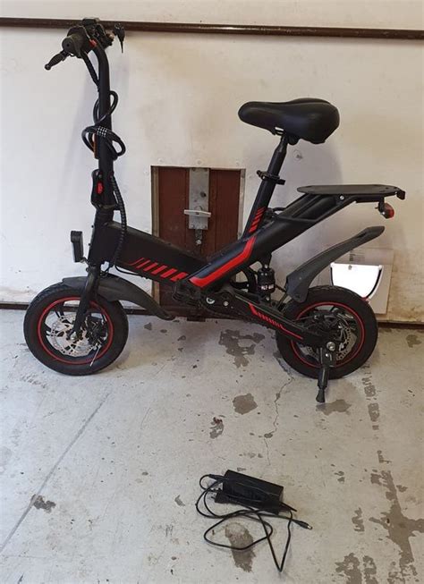 Vmax E Scooter T30 250w 25kmh Max Kaufen Auf Ricardo