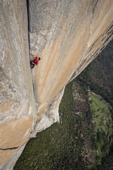 The climbing film Free Solo with Alex Honnold is coming to the cinemas ...