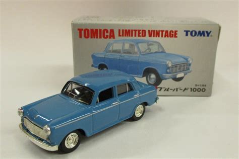 Tomytec Tomica Limited Vintage Datsun Bluebird Blue Lv A