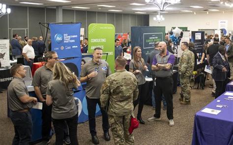 Company Recruiters And Job Hunters Talk During Hiring Our Heroes Job