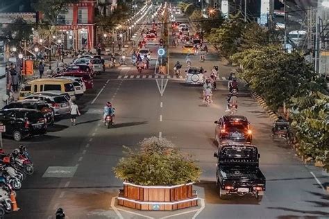 Jelajah Negara Gratis Di Pahlawan Street Center Madiun Ada Ikon Negara