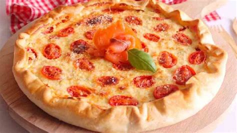 Quiche au saumon fumé à la ricotta et aux tomates cerises un plat