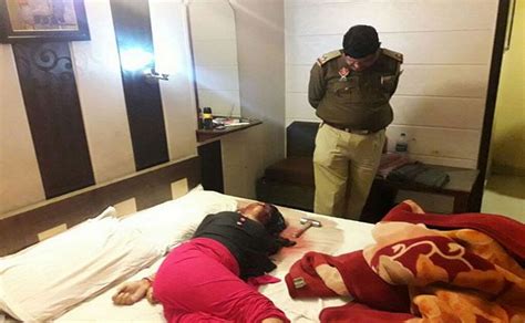 हैवान बना पति इतनी बेरहमी से पत्नी को मारा कि रोना आए शव देखकर Wife