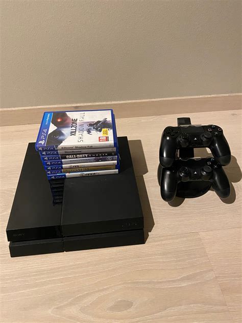 Playstation M Kontrollere Og Spill Finn Torget