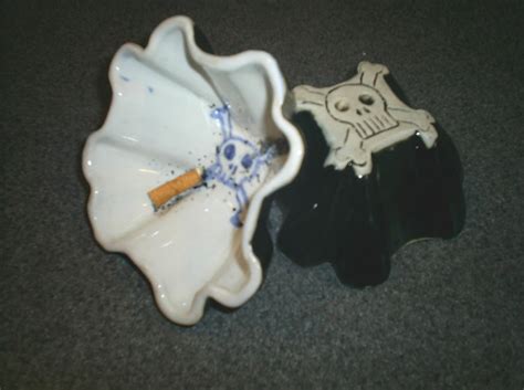 Skull Ashtrays by AgentWhiteRabbit on DeviantArt