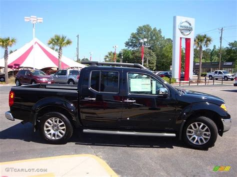 Super Black Nissan Frontier Le Crew Cab Photo