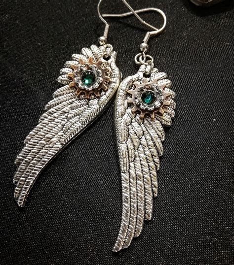 Anna Łukasiak na Instagramie Angel Wings steampunk long earrings