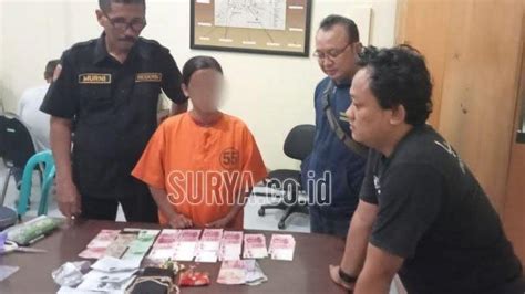 Emak Emak Di Tulungagung Gasak Perhiasan Emas Dan Uang Tunai Senilai Rp