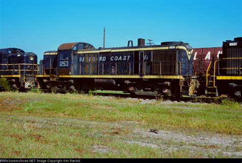 Seaboard Coast Line Alco RS3 1253 Still In P N Colors