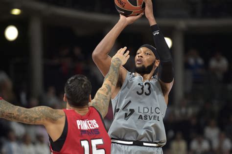 Villeurbanne Lancien Joueur De Lasvel Adreian Payne Tu Aux Tats