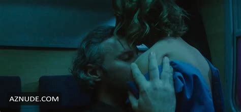 ANITA JANCIA Nude AZNude